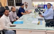 बरकाकाना बाजार के दुकान आवंटियों के पुनर्वास को लेकर डीआरएम से मिले सांसद प्रतिनिधि