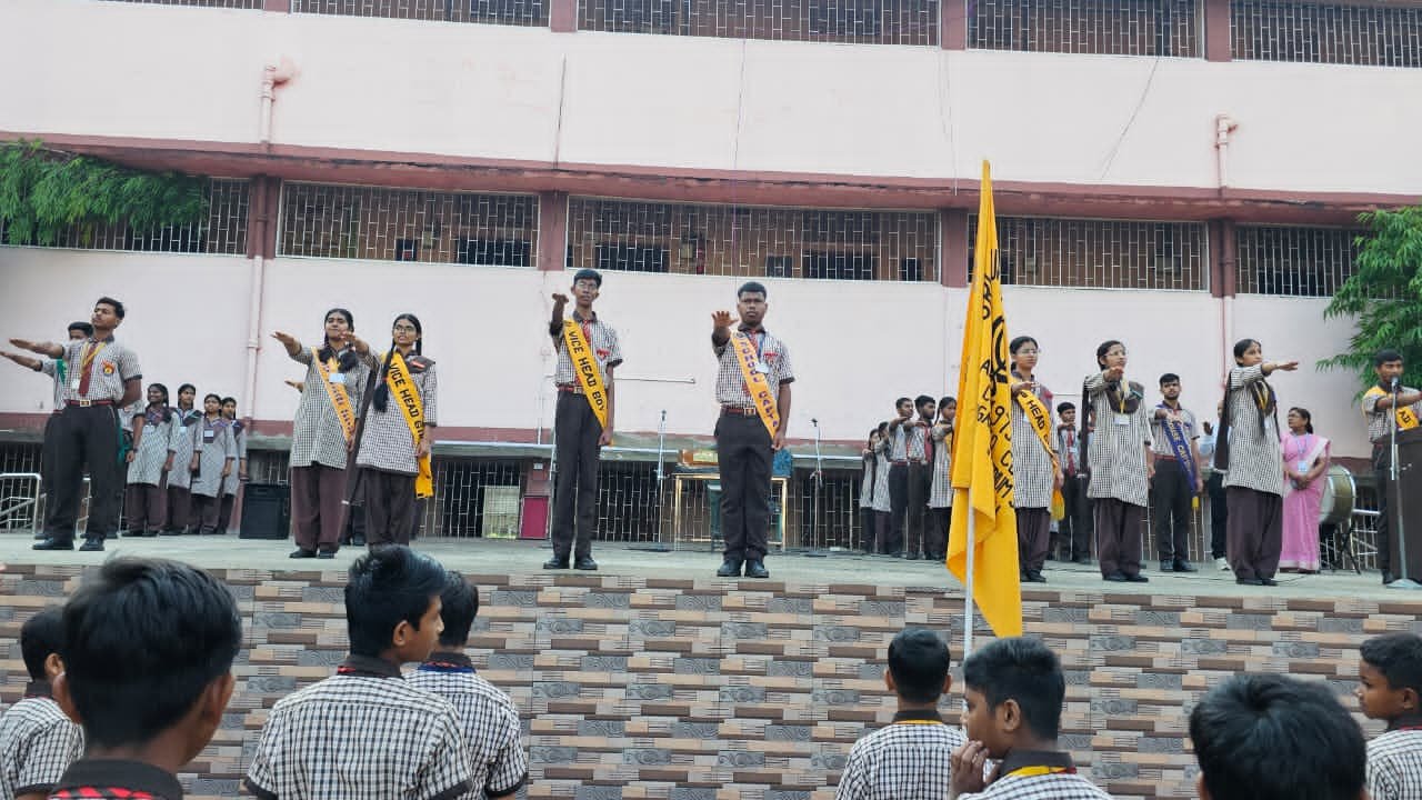 श्री गुरु नानक पब्लिक स्कूल में छात्र नेतृत्व सम्मान समारोह का आयोजन