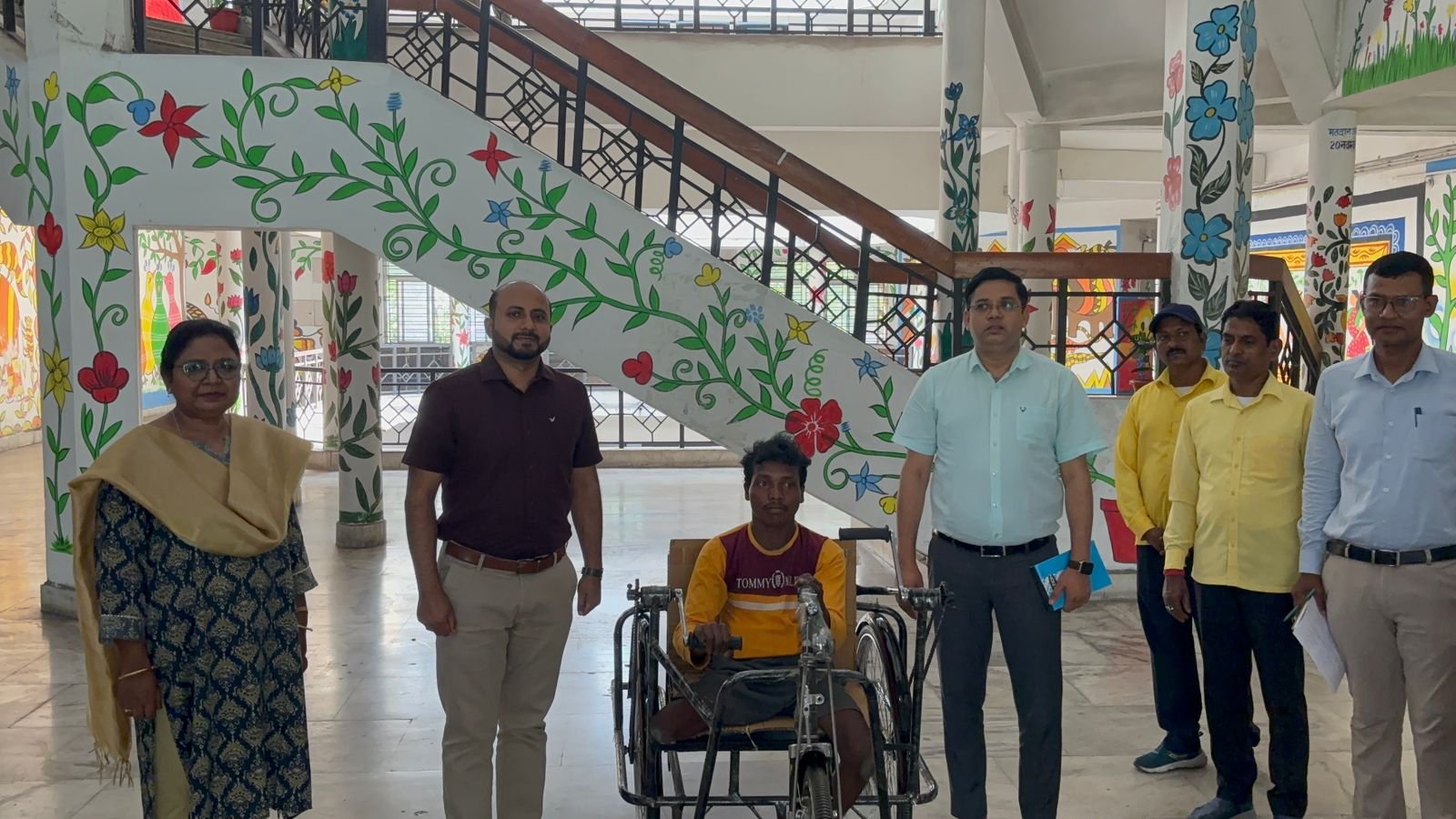 जनता दरबार में दिखा सरकार का मानवीय चेहरा: उमेश गंजू को तुरंत उपलब्ध कराई गई ट्राइसाइकिल