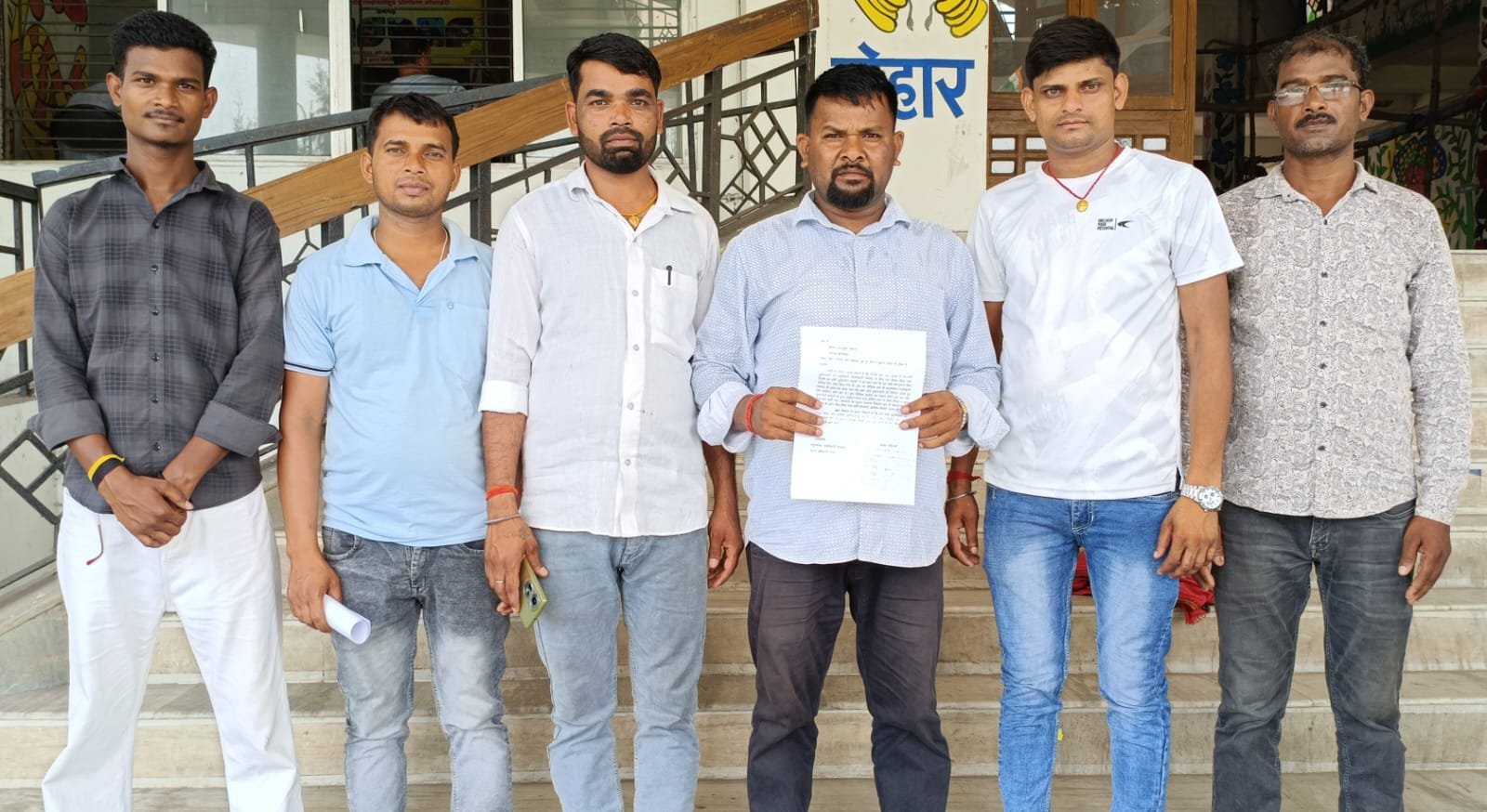 रजरप्पा छिलका पुल के किनारे वाले दुकानों को भी वैकल्पिक व्यवस्था अनिवार्य हो