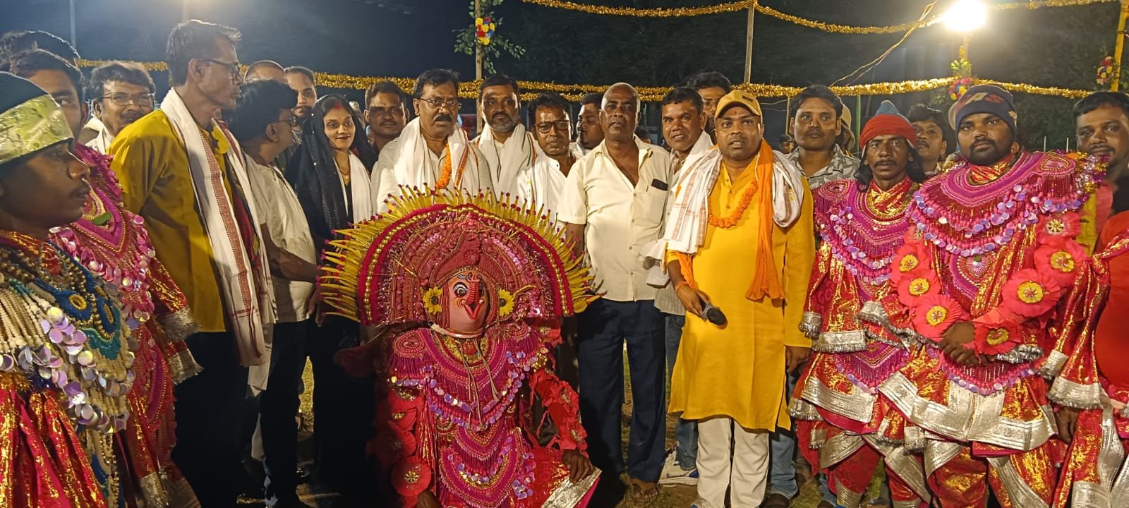 पतरातू के कटिया में भगवान शिव और माता पार्वती की उपासना का पर्व मंडा धूमधाम से संपन्न 