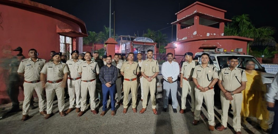 जिला के डीसी-एसपी के निर्देश पर रामगढ़ जेल का औचक निरीक्षण 