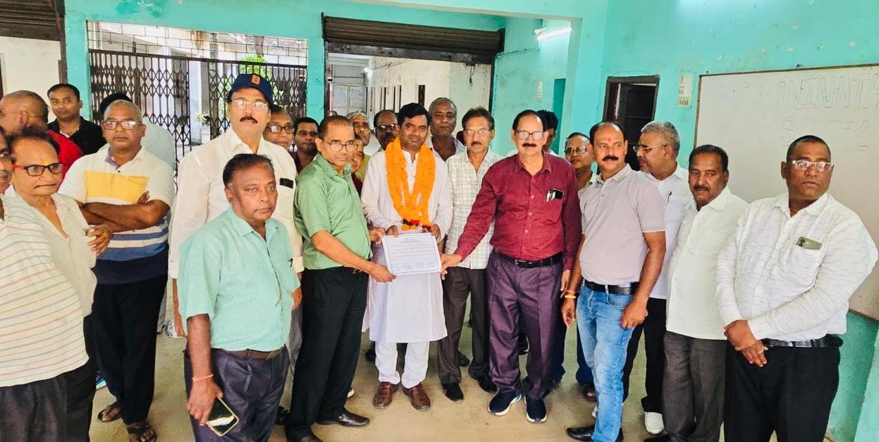 मध्यदेशीय वैश्य समिति रामगढ़ का अध्यक्ष चुने गए रूपेश गुप्ता