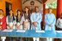 पतरातू मुखिया ने स्कूल के टॉपर छात्र छात्राओं को किया सम्मानित