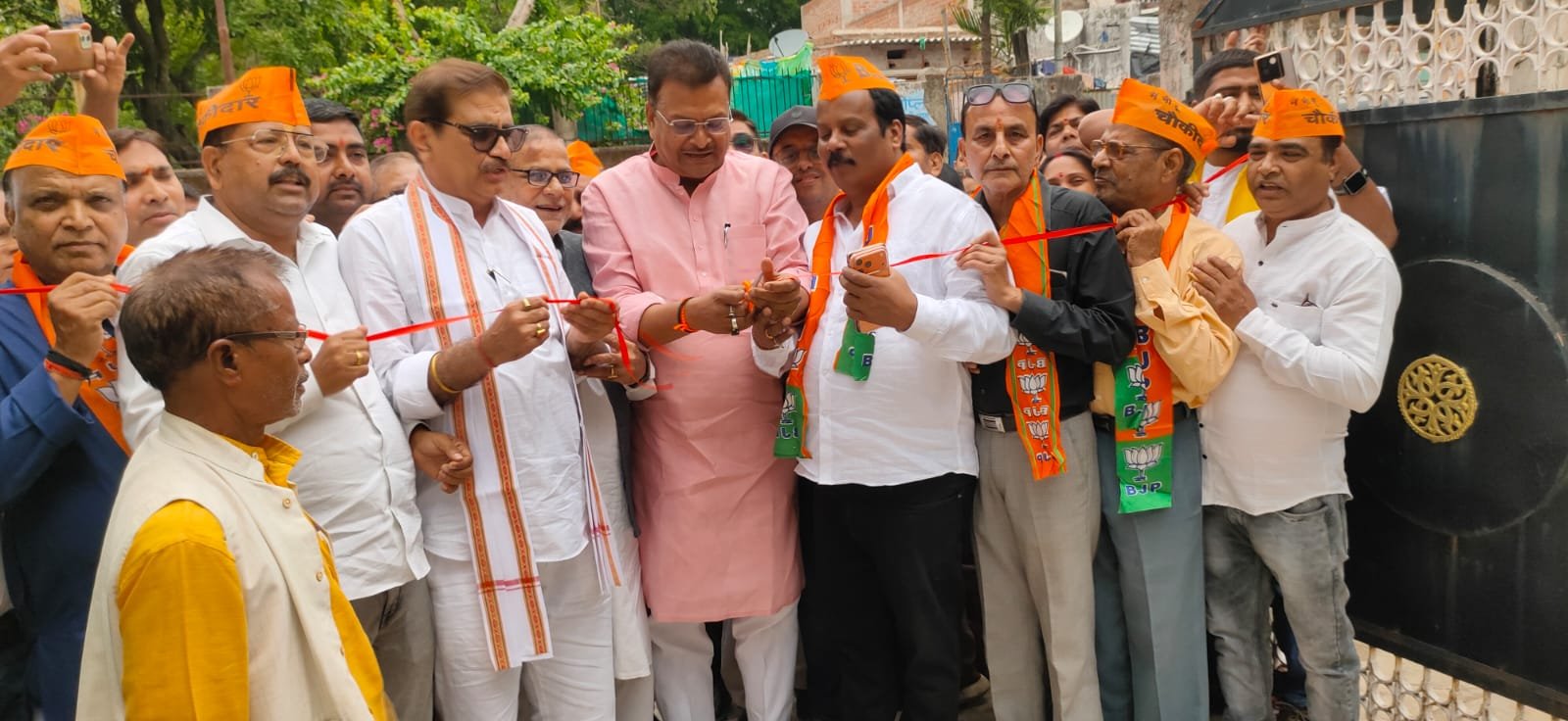 हजारीबाग में जिला भाजपा कार्यालय का हुआ उद्घाटन