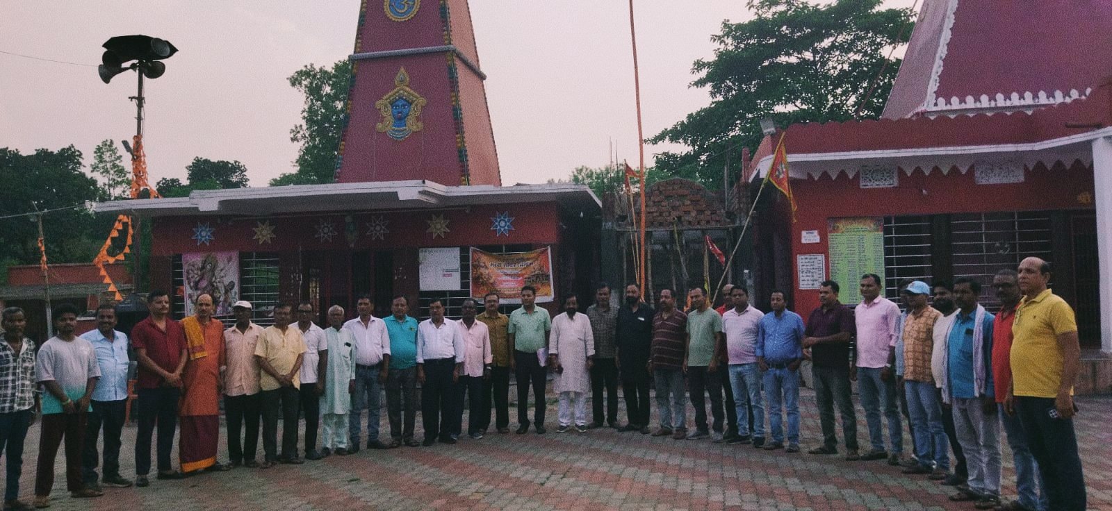 रिभर साइड सीसीएल क्वार्टर 10 दिनों से पानी बंद,फूटा लोगों का गुस्सा