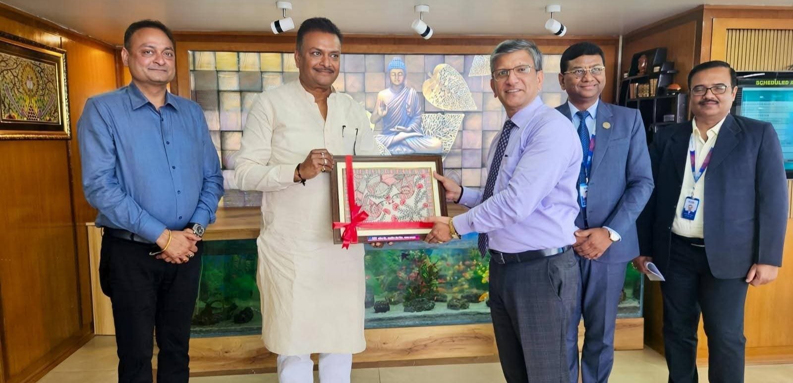 सांसद की पहल पर हजारीबाग लोकसभा के सरकारी स्कूलों में स्मार्ट कक्षाएं और अटल टिंकरिंग लैब की तैयारी