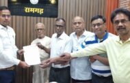 जिला पेंशनर कल्याण समाज का प्रतिनिधिमंडल जिला शिक्षा अधीक्षक से मिला
