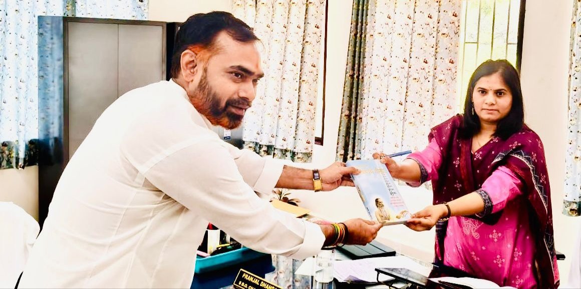 चास सी.ओ की मनमानी के खिलाफ एस.डी.एम से मिले कुमार अमित