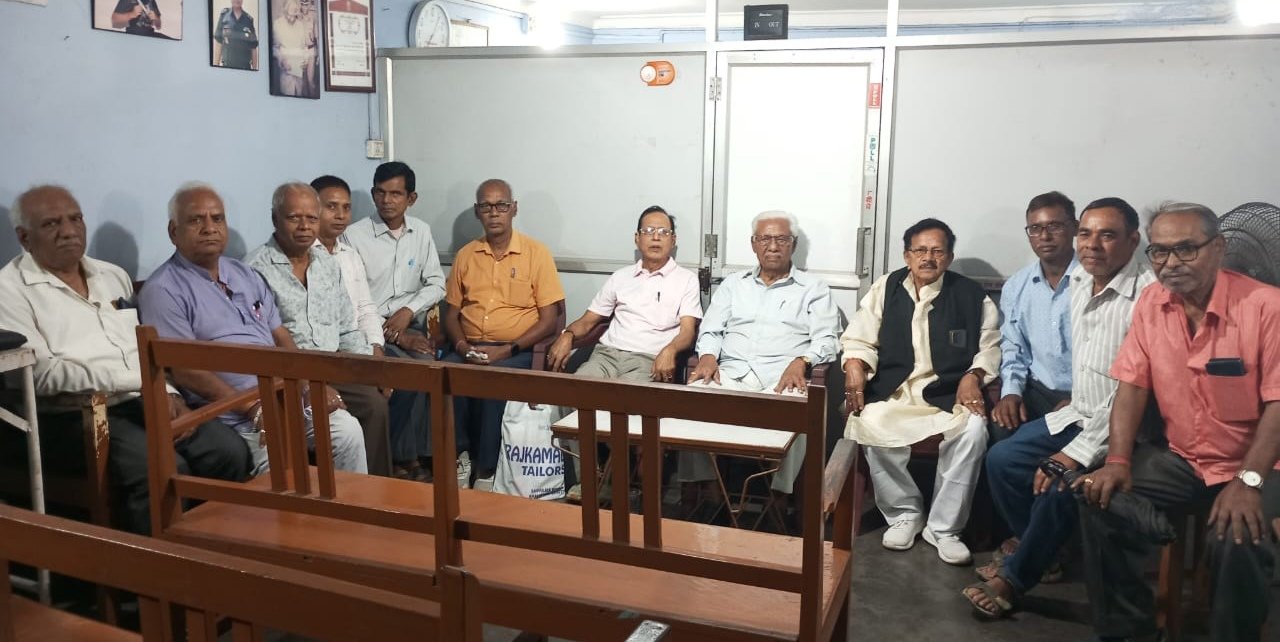 वरिष्ठ नागरिक संगम रामगढ़ के ग्यारहवें स्थापना दिवस की तैयारी बैठक संपन्न