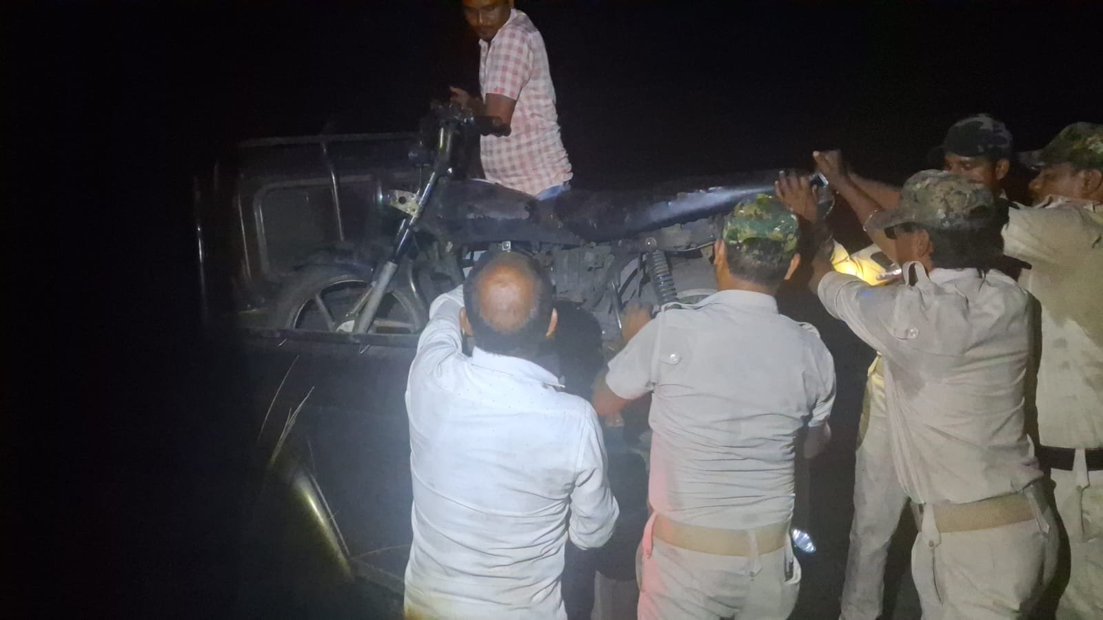 सीसीएल रजरप्पा क्षेत्र में डीजल चोरी की साजिश विफल,कई सामान बरामद