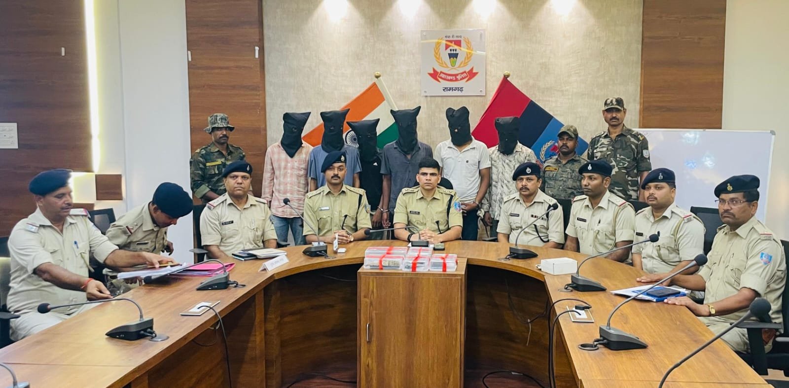 रामगढ़ पुलिस को मिली बड़ी सफलता: राहुल दुबे गैंग के छह सक्रिय सदस्य गिरफ्तार