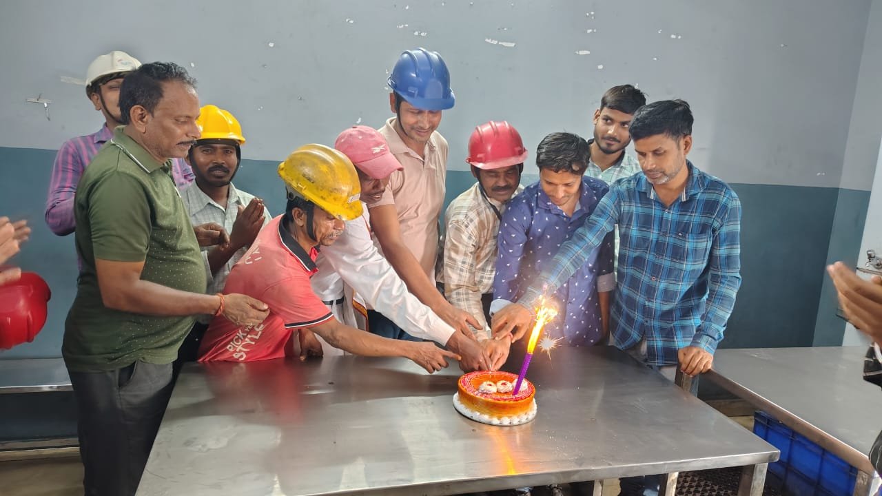 बिहार फाउंड्री एंड कास्टिंग्स लिमिटेड में पीपुल फर्स्ट कल्चर’ के तहत 148 कर्मचारियों का मनाया सामूहिक जन्मदिन