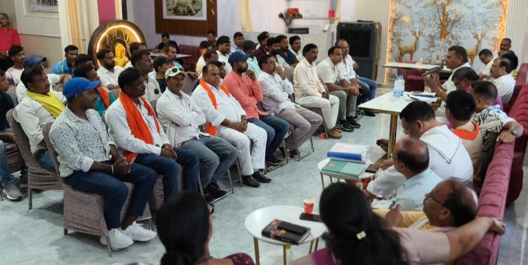 सांसद खेल महोत्सव-2026 और नमो फुटबॉल टूर्नामेंट को वर्ल्ड क्लास स्तर पर भव्य बनाने का लिया संकल्प