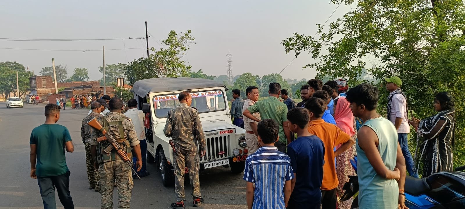 सड़क दुर्घटना में दो बाइक सवार युवक की मौत