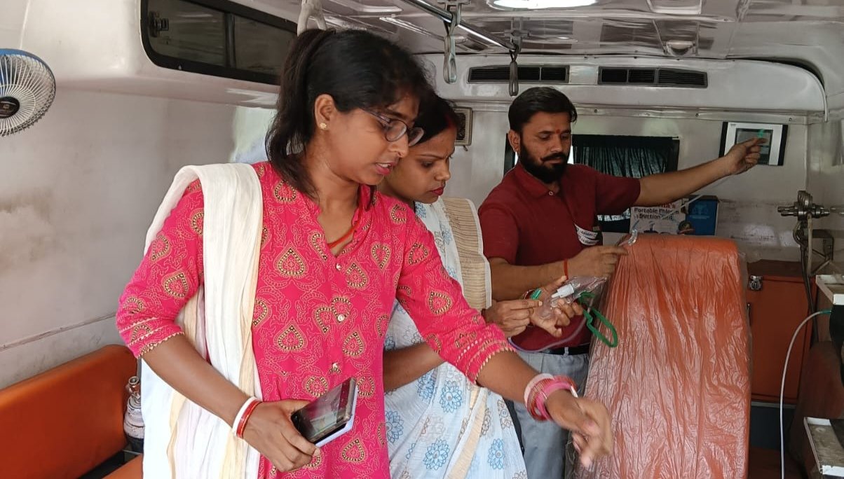 मानवता की मिसाल बनीं कुल्ही सीएचओ सुमिता कुमारी एवं हरहद कंडेर सीएचओ रीता कुमारी