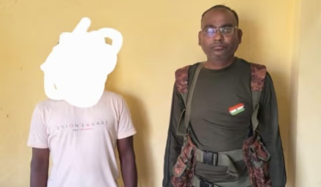 रविंद्र गंझू दस्ते को बड़ा झटका: लातेहार पुलिस ने खूंखार माओवादी मुकेश को दबोचा