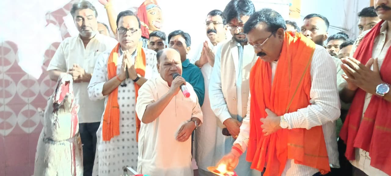 मोदी सरकार के 12 वर्ष पूर्ण होने पर भुरकुंडा काली मंदिर में विशेष पूजा-अर्चना आयोजित