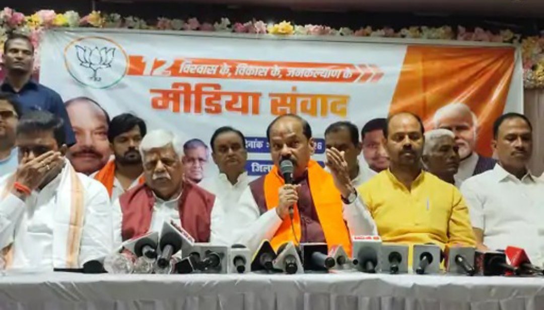 पूर्व मुख्यमंत्री रघुवर दास का कांग्रेस के मंत्रियों पर हमला