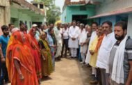 हजारीबाग सांसद मनीष जायसवाल ने टाटीझरिया में किया तूफानी दौरा
