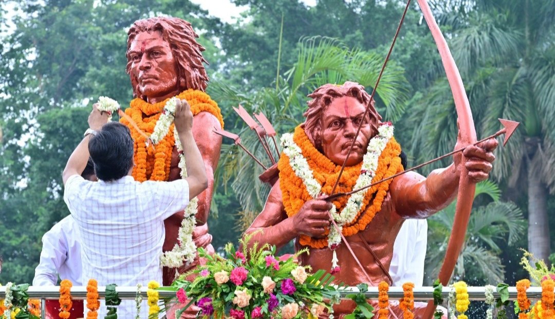 मुख्यमंत्री हेमन्त सोरेन ने हूल विद्रोह के महानायक अमर वीर शहीद सिदो-कान्हू को दी श्रद्धांजलि