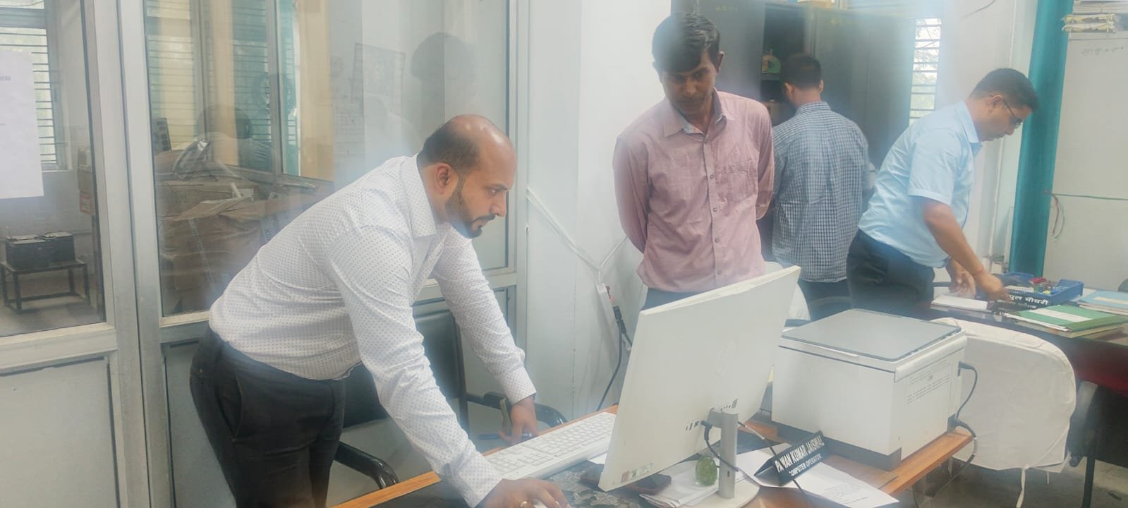 सामाजिक सुरक्षा कार्यालय का उपायुक्त ने किया औचक निरीक्षण