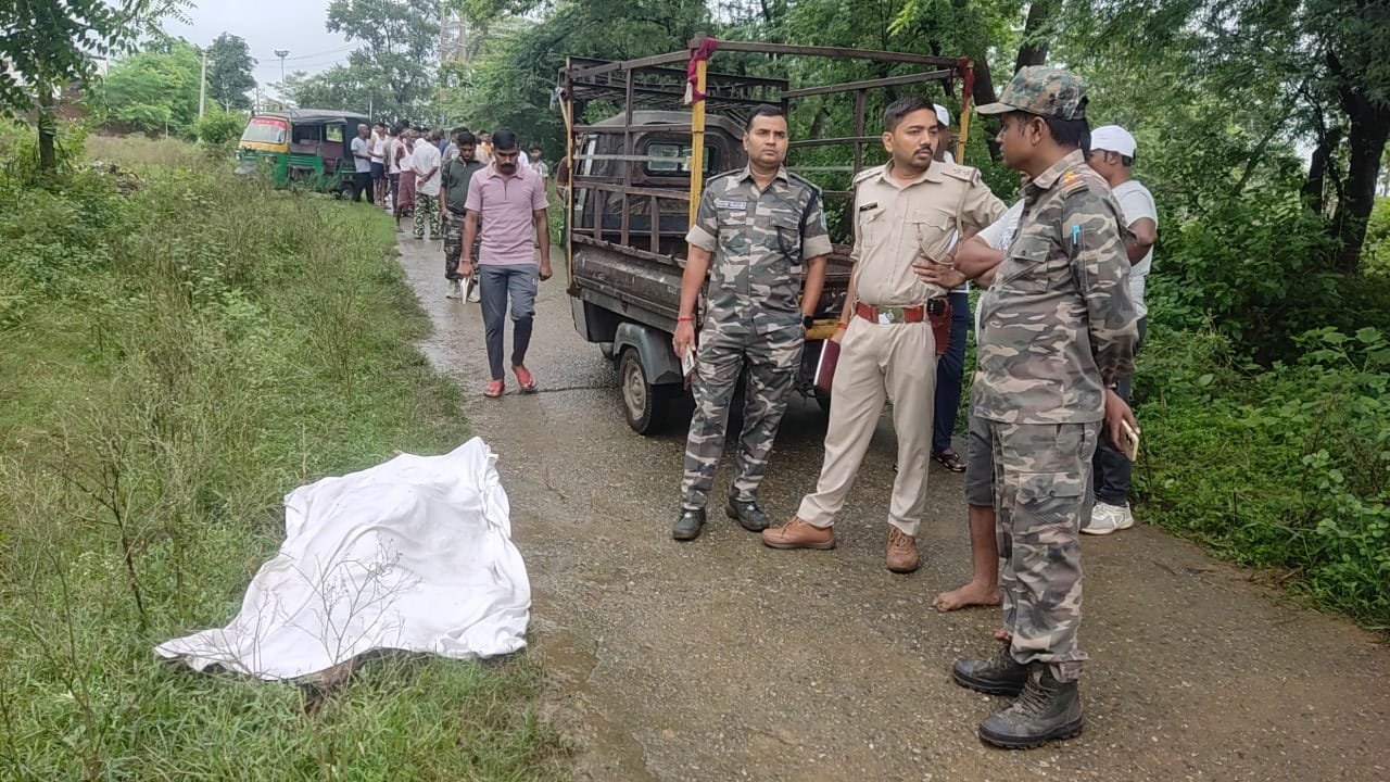 बुढ़वा महादेव मंदिर के पास मिला शव
