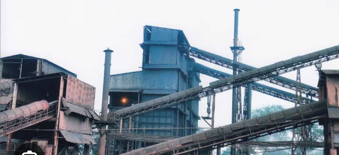 झारखंड इस्पात फैक्ट्री के भट्ठा में फिर हुआ ब्लास्ट,एक जख्मी, कई बाल बाल बच्च