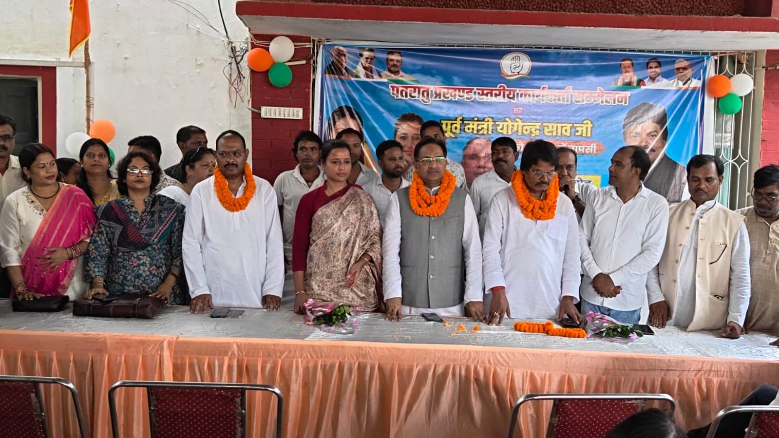 विस्थापितों के लिए कुछ भी करना पड़े करेंगे : योगेंद्र साव
