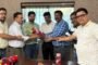 इनरव्हील क्लब के द्वारा अपने सदस्यों के बीच बर्ड वाटर पॉट का वितरण किया गया