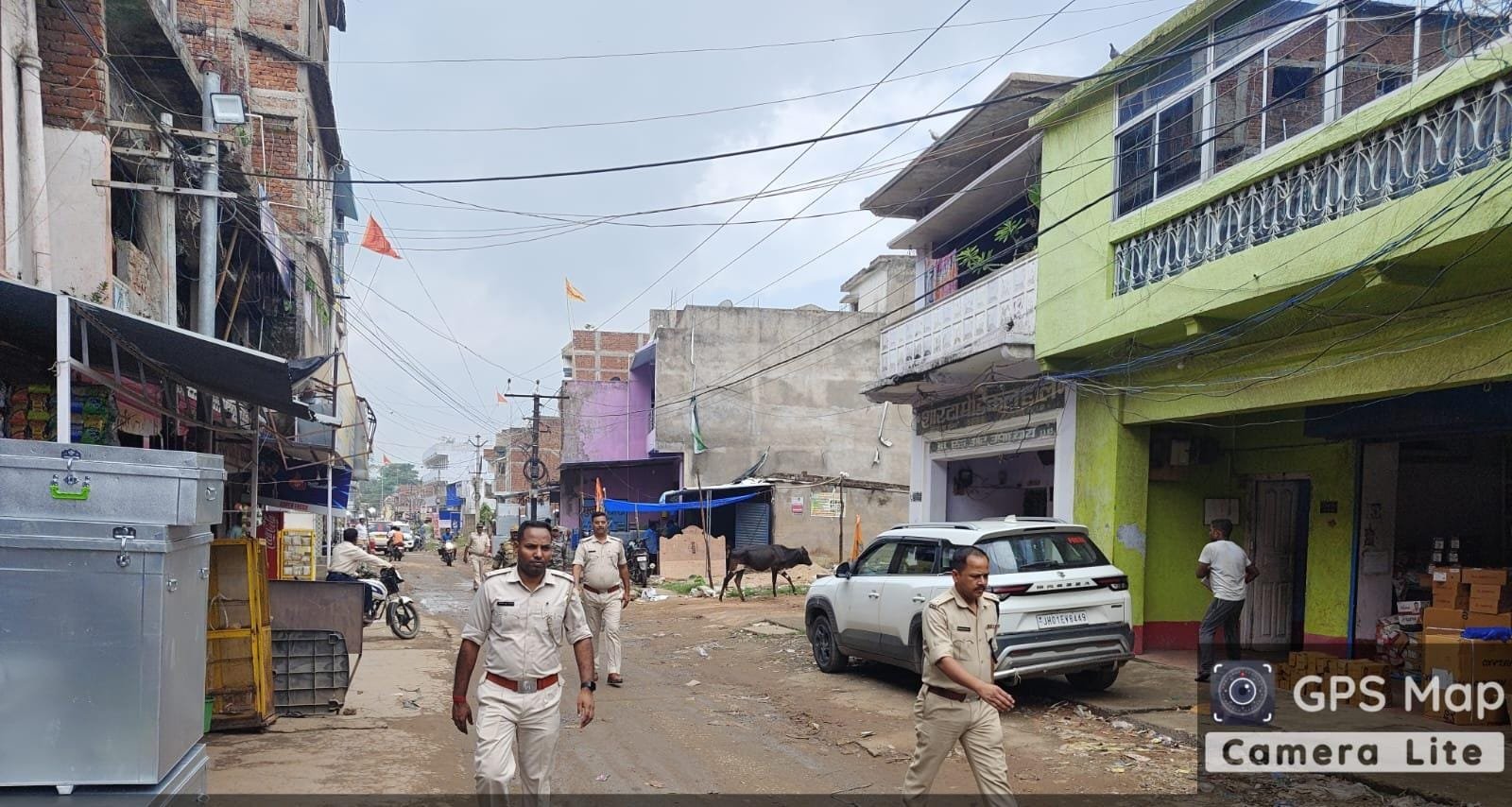 प्रहरी के तहत पतरातू पुलिस ने किया पैदल मार्च