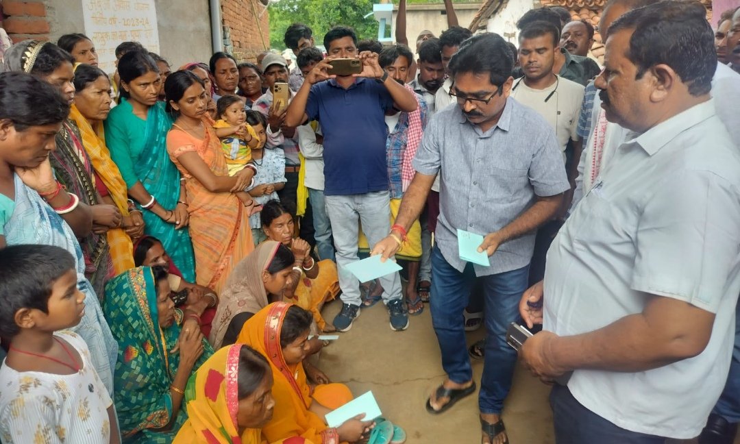 दुःख की घड़ी में पीड़ित परिवारों के साथ झारखंड मुक्ति मोर्चा हमेशा खड़ा रहेगा : चित्रगुप्त महतो
