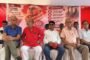 इनरव्हील क्लब ने ब्लीचिंग पाउडर का छिड़काव किया