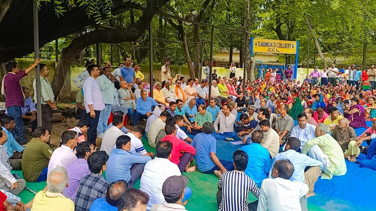 सौंदा डी बचाओ संघर्ष समिति व संयुक्त मोर्चा ने सौदा डी पीओ कार्यालय के समक्ष किया प्रदर्शन