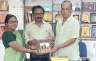 शांतिधारा फाउंडेशन ने विद्यालय को 40 नई पुस्तक प्रदान की