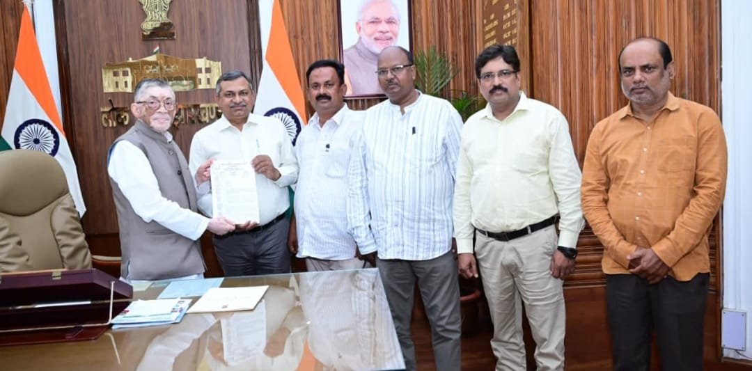 अखिल झारखंड प्राथमिक शिक्षक संघ का प्रतिनिधि मंडल राज्यपाल से मिला