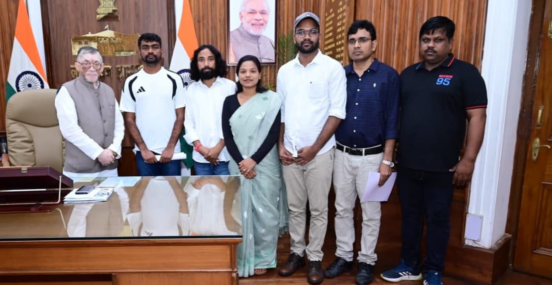 डुमरी विधायक जयराम महतो के नेतृत्व में प्रतिनिधिमंडल ने महामहिम राज्यपाल से की मुलाकात