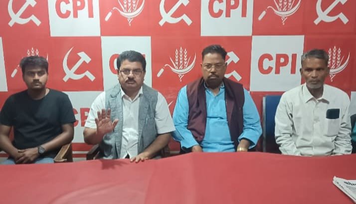 शिक्षा मंत्री धर्मेंद्र प्रधान का इस्तीफा छात्र एवं प्रगतिशील आंदोलन की बड़ी जीत : महेंद्र पाठक
