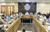 सड़क सुरक्षा को लेकर उपायुक्त की अध्यक्षता में हुई समीक्षा बैठक