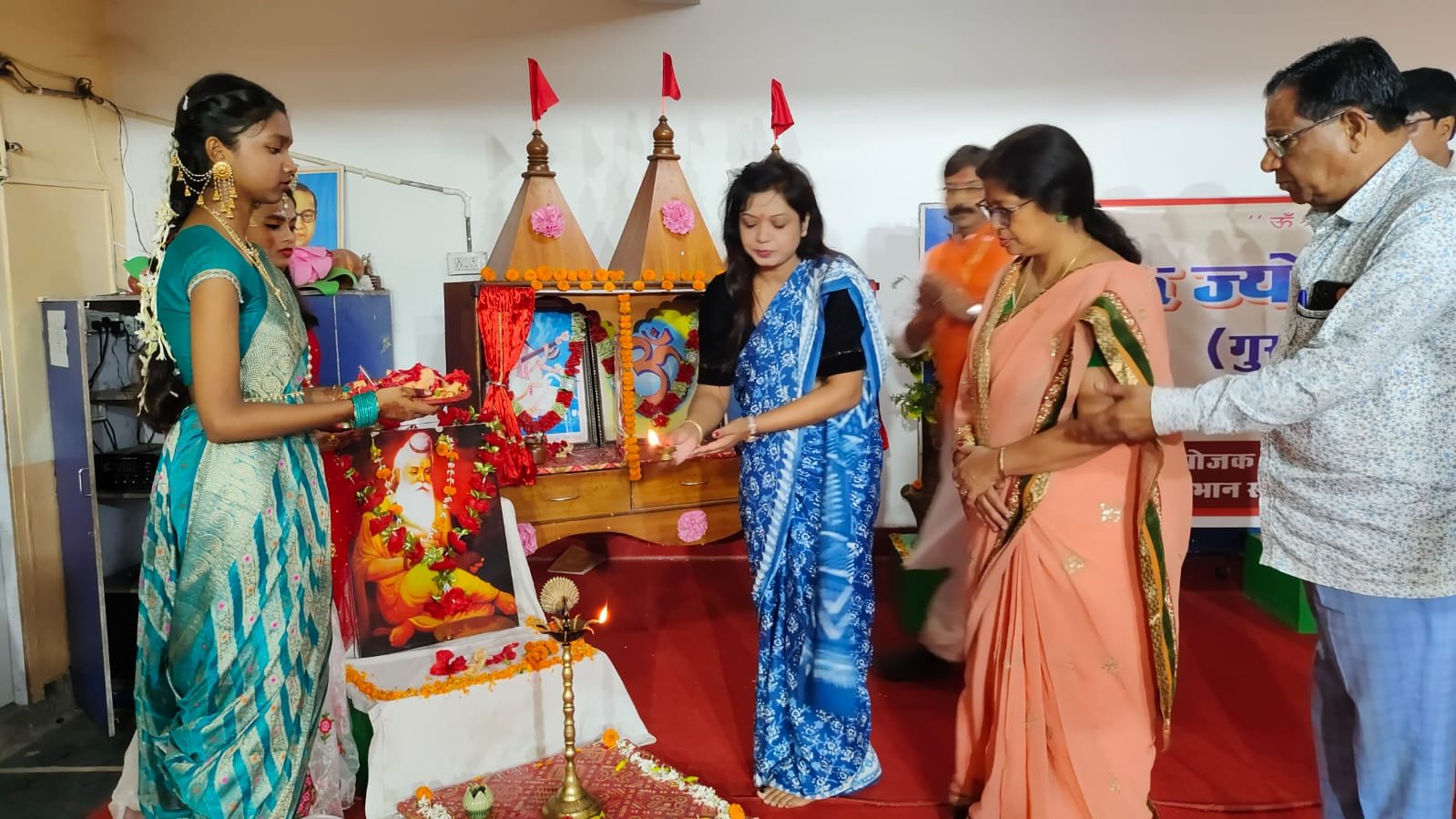 रामप्रसाद चंद्रभान सरस्वती शिशु विद्या मंदिर में श्रद्धा एवं उल्लास के साथ मनाया गया गुरु पूर्णिमा उत्सव
