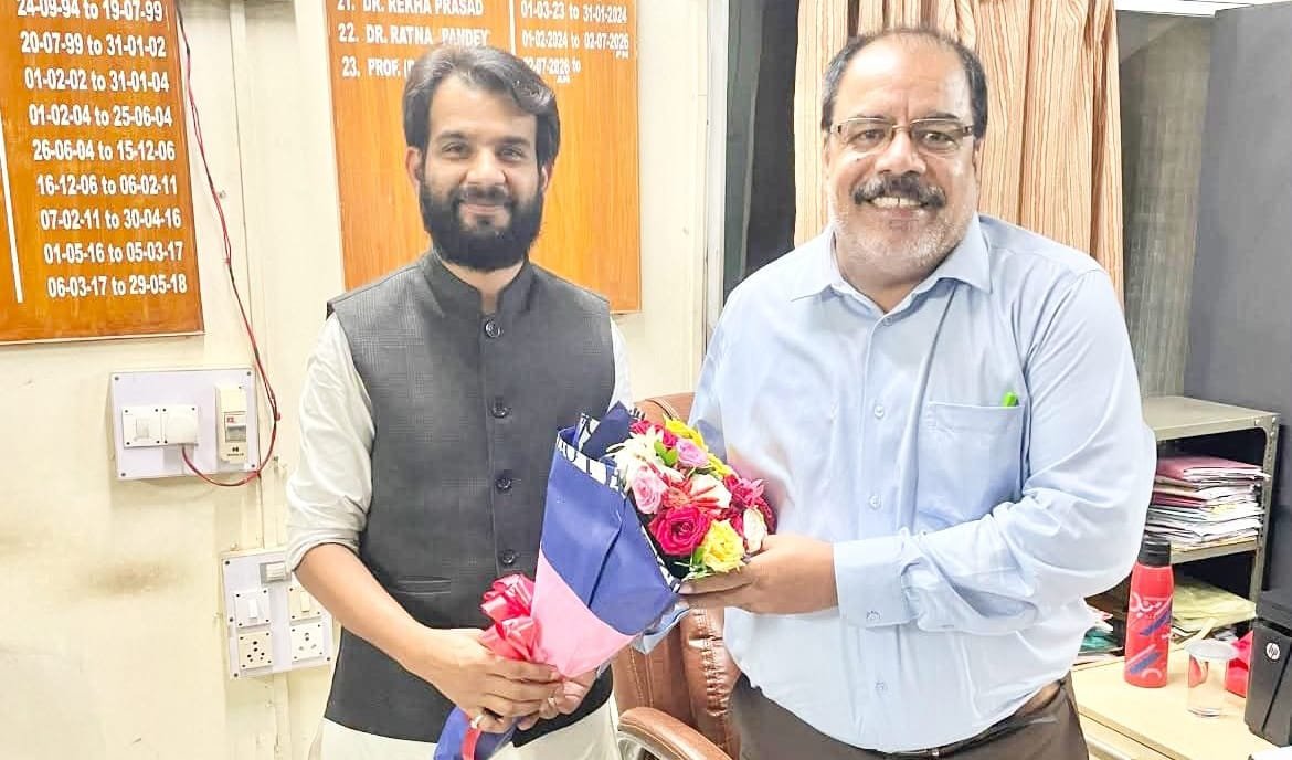 रामगढ़ महाविद्यालय के प्राचार्य से सांसद प्रतिनिधि ने की शिष्टाचार मुलाकात छात्र-छात्राओं के हितों पर हुई सार्थक चर्चा
