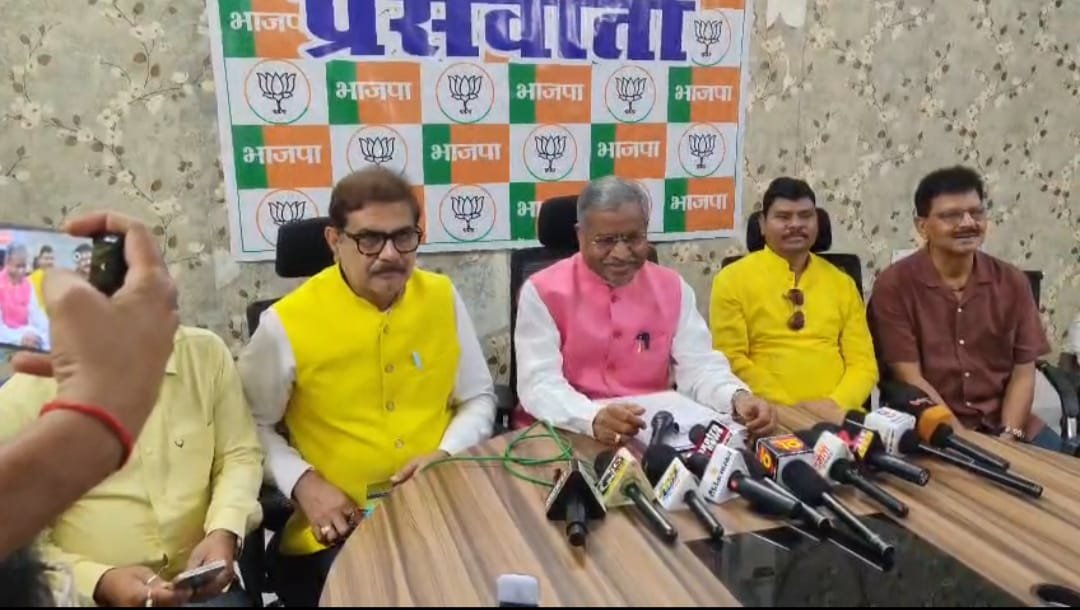 जेपीएससी,जेएसएससी में नौकरी घोटाला को लेकर नेता प्रतिपक्ष बाबूलाल मरांडी द्वारा की गई प्रेस वार्ता
