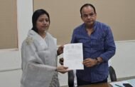 रामगढ़ में मेडिकल कॉलेज की स्थापना की मांग को लेकर स्वास्थ्य मंत्री को विधायक ने सौंपा ज्ञापन