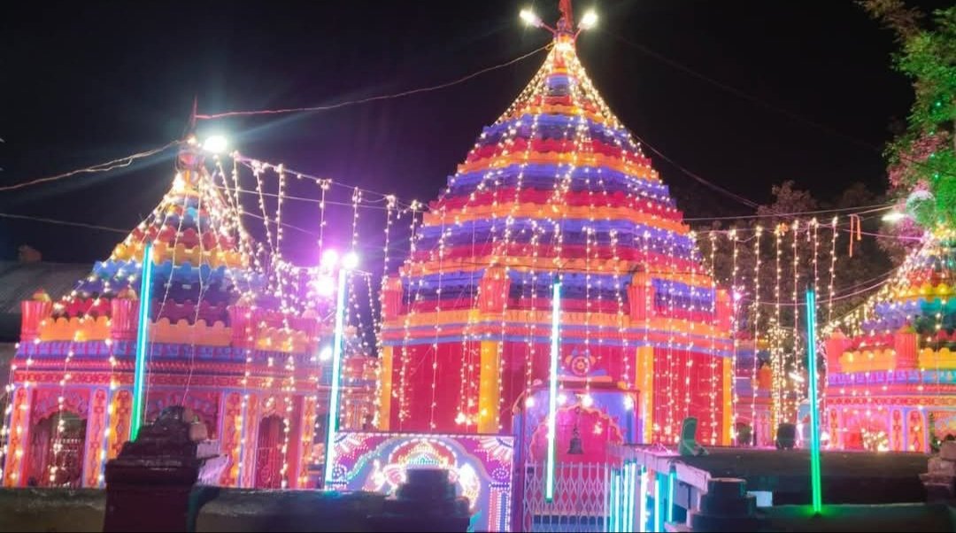 झारखंड हाईकोर्ट का सख्त निर्देश: रजरप्पा मंदिर के 254 दुकानदारों को तुरंत आवंटित हों दुकानें