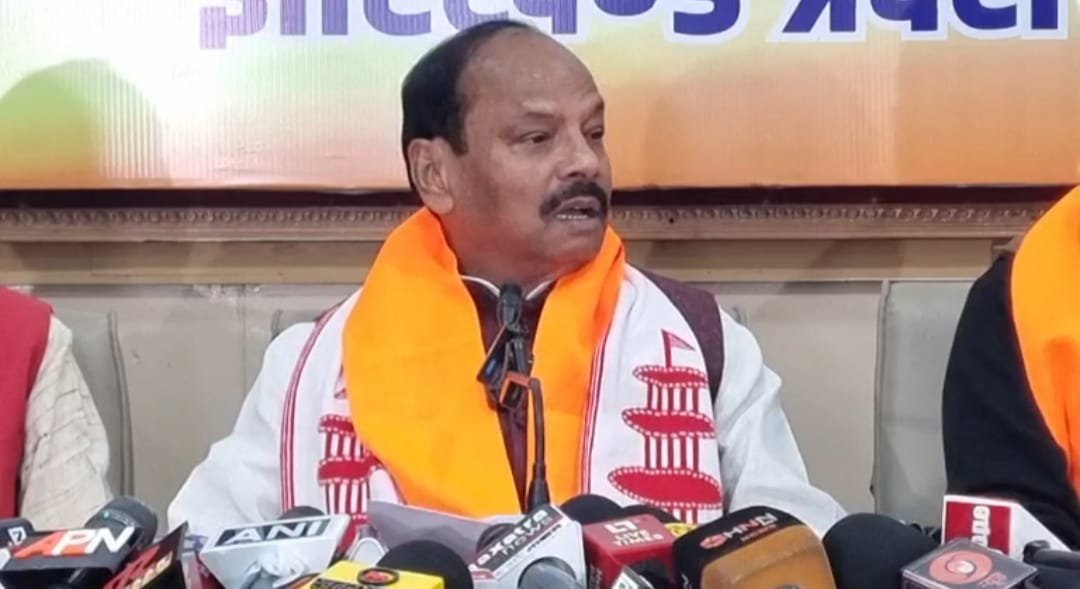 छात्रों की आवाज दबाने के लिए लाठीचार्ज और विपक्षी नेताओं की गिरफ्तारी लोकतंत्र पर हमला: रघुवर दास