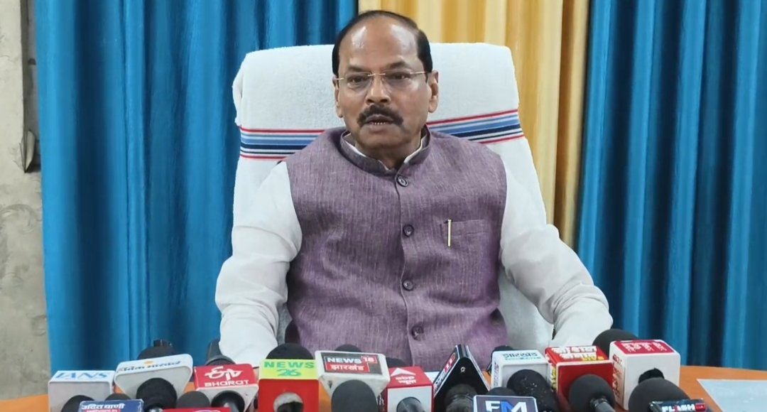 झारखंड के छात्रों के समर्थन में पूर्व मुख्यमंत्री रघुवर दास का मुख्यमंत्री के नाम खुला पत्र