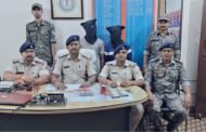 चोरी की नीयत से घर में घुसे दो शातिर चोर, ग्रामीणों ने घेरकर दबोचा