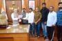 एसबीएमसीएच पुलिस पिकेट दुरुस्त करने को लेकर एसपी से मिले सांसद मीडिया प्रतिनिधि