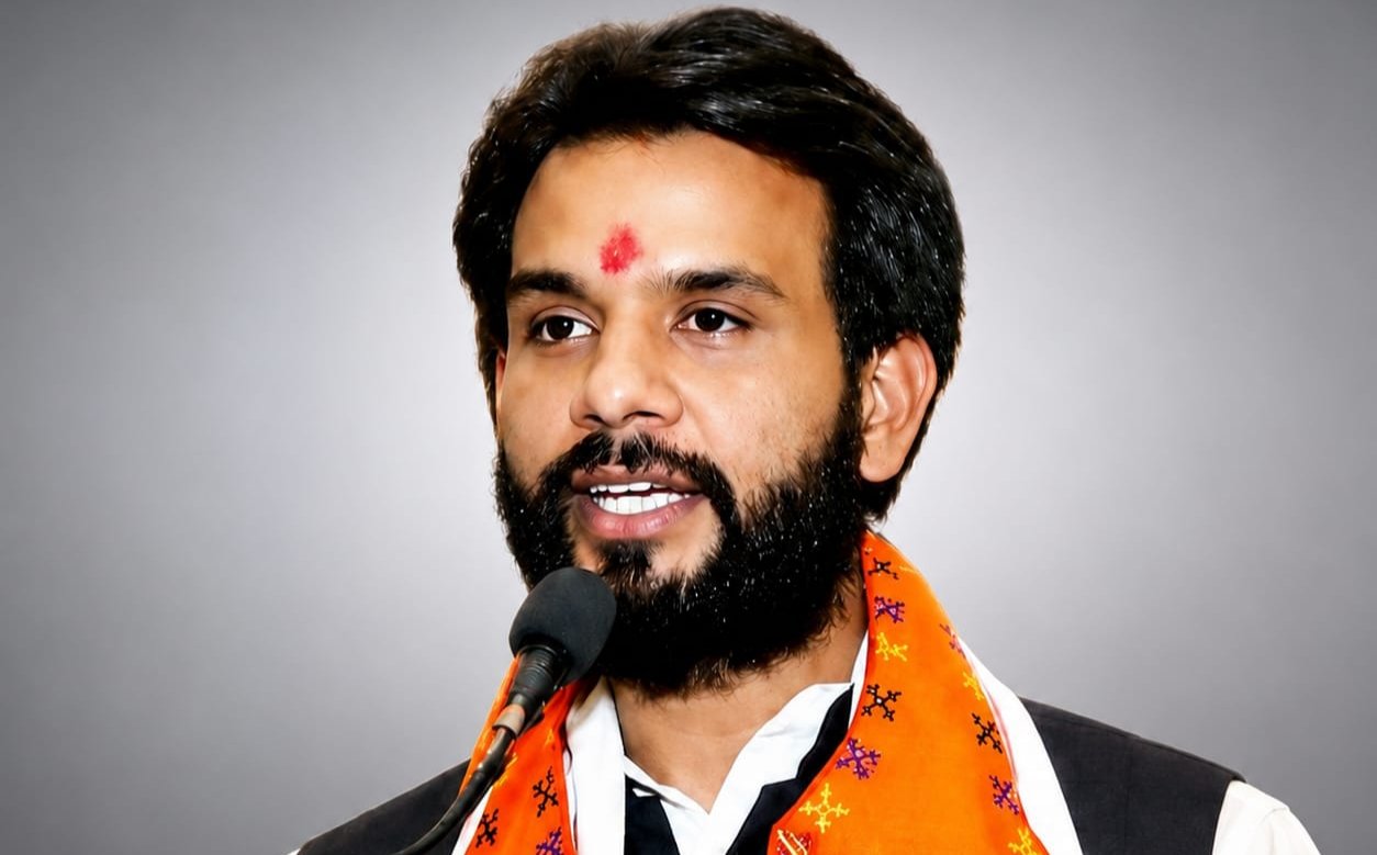 झारखण्डी ऑटो टैक्सी ड्राइवरों के समर्थन में उतरे धनंजय कुमार पुटूस, महाराष्ट्र के मुख्यमंत्री को लिखा पत्र