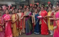 मारवाड़ी महिला समिति ने सैनिकों को बांधी राखियाँ
